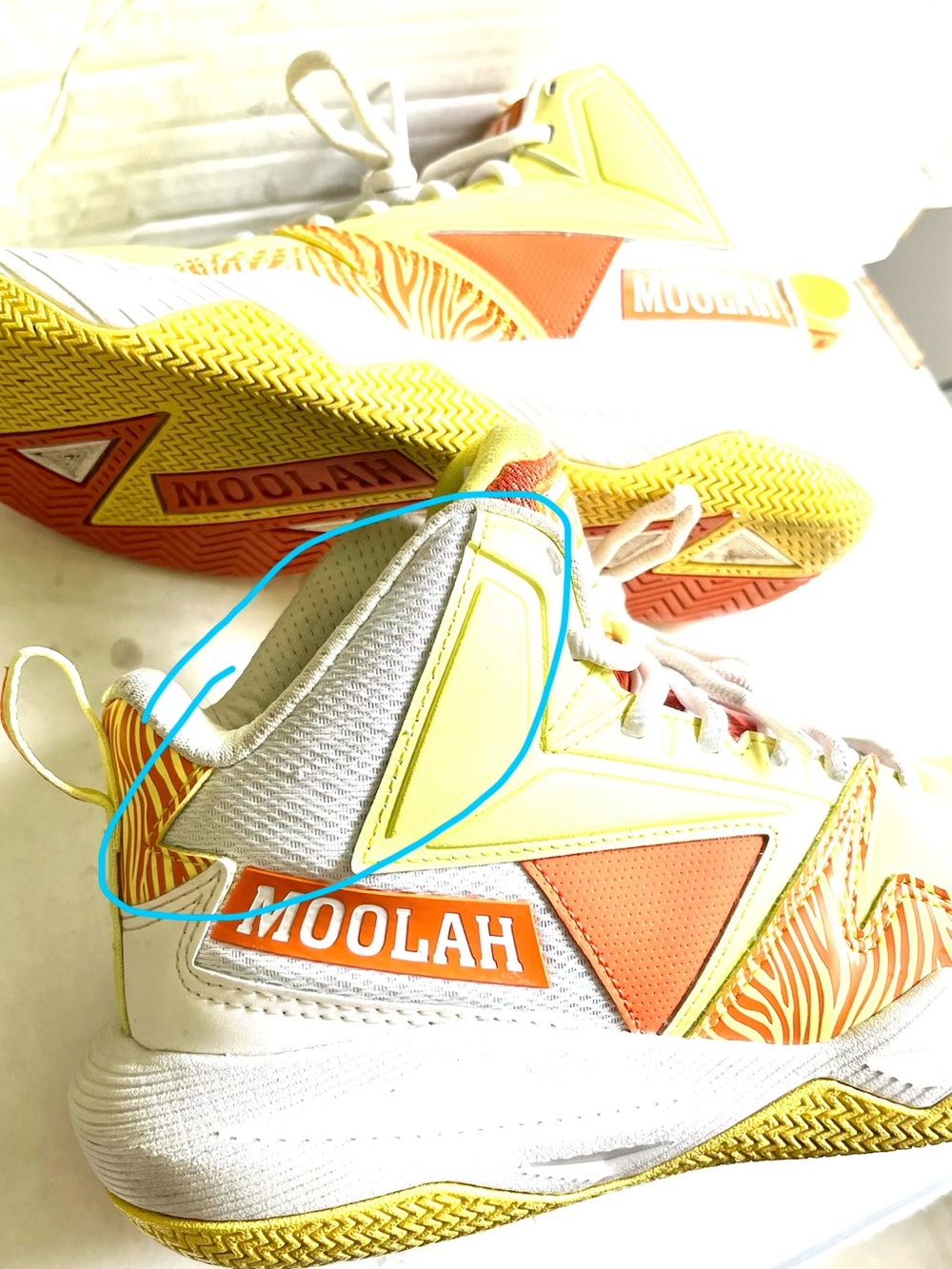 Moolah Kicks Girls “Press Break” Basketball Shoes – Size 4